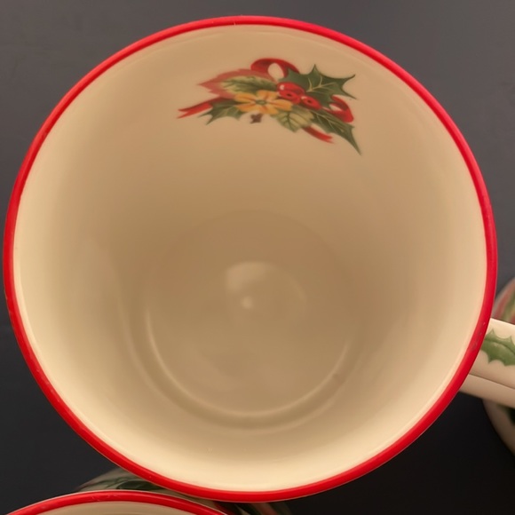 4PC Set Crown Trent Staffordshire Christmas Mugs Bone China - Picture 8 of 10